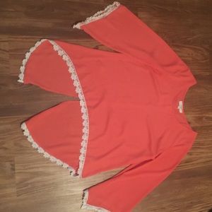 Blouse with lace detailing & adorable open back