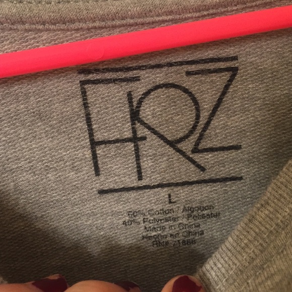 Sweater - Picture 3 of 3