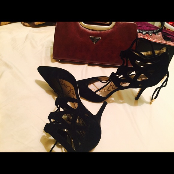 Night shoes