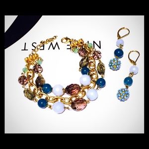 Bundle! Beautiful bracelet and earring set