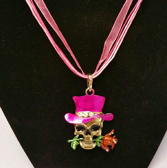 Skull Necklace