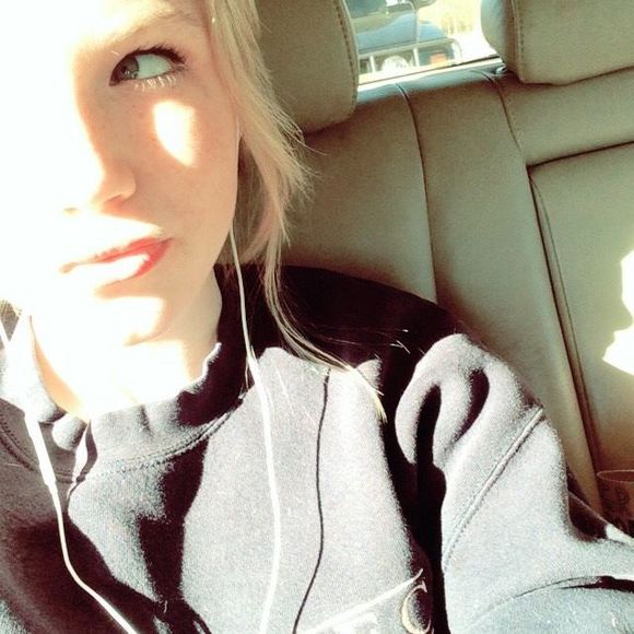 Meet your Posher, Holland - Picture 1 of 1