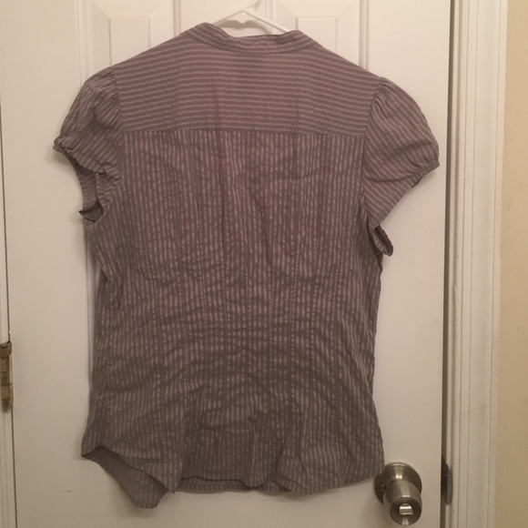 H&M Top - Picture 2 of 3