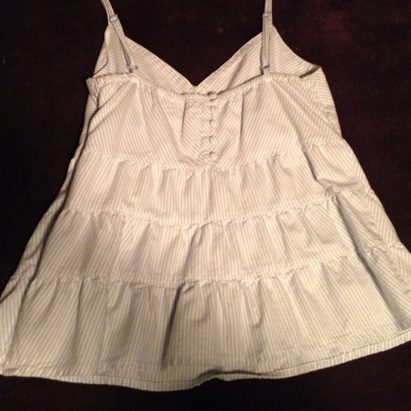 Tank - Picture 2 of 4