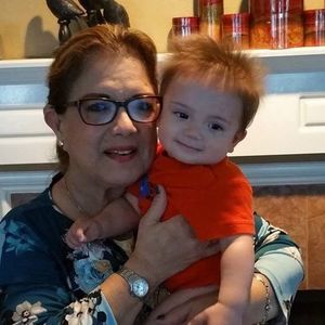 Meet your Posher, Adela