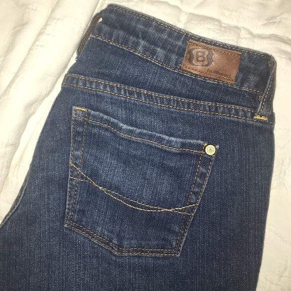 Bullhead Super Skinny Jeans