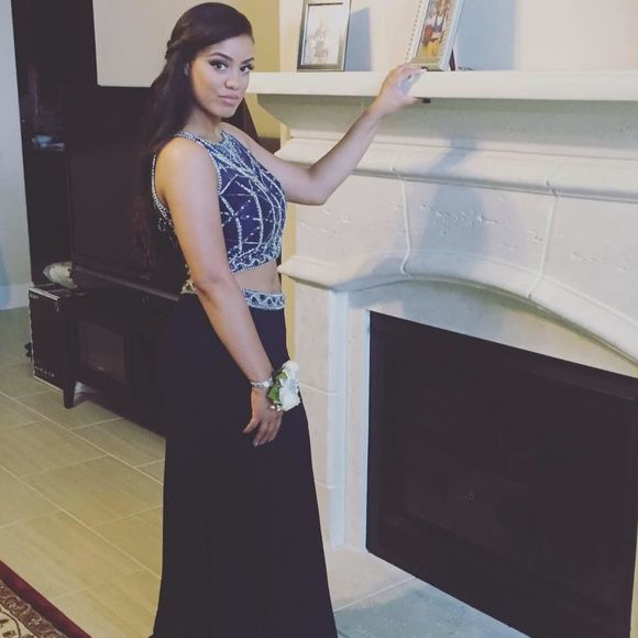 Meet your Posher, Marissa - Picture 1 of 1