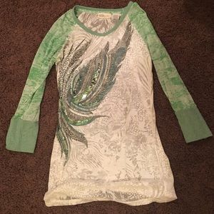 Miss Me top. Size Medium.