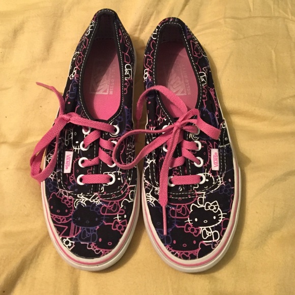 Vans - Picture 1 of 3