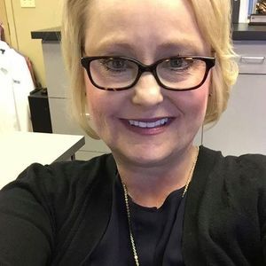 Meet your Posher, Tina