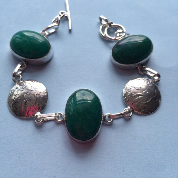 Emerald and Silver Bracelet