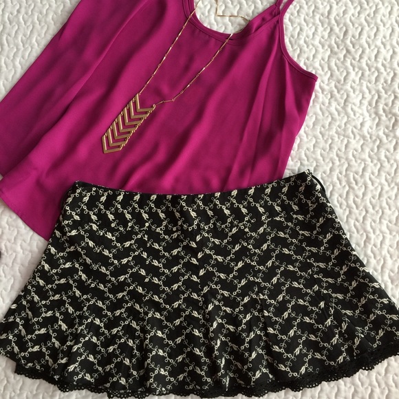 Forever 21 eyelet Mini skirt