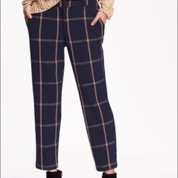 SOLD Old Navy Harper Midrise trouser in Navy Plaid