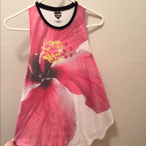 Flower muscle tank