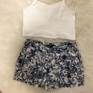 🔥🔥FINAL SALE H&M Flower shorts