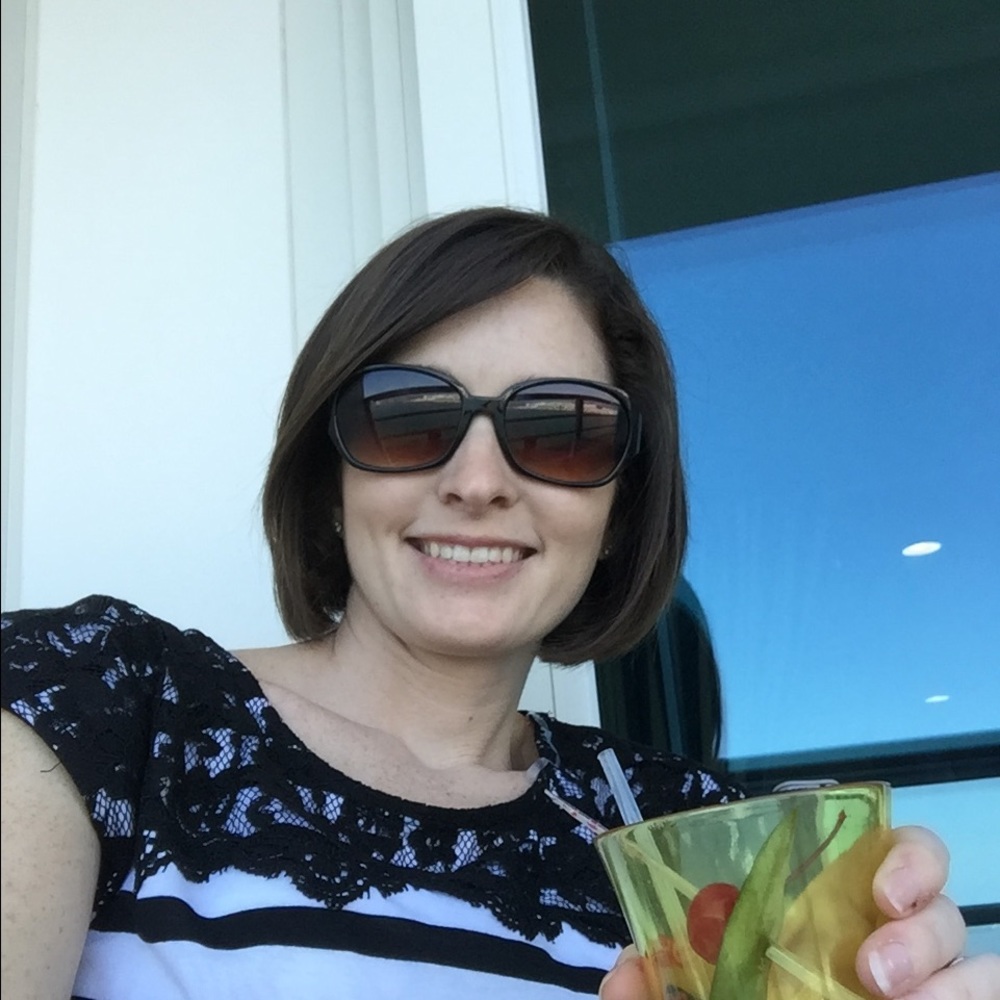 Meet your Posher, Ashley