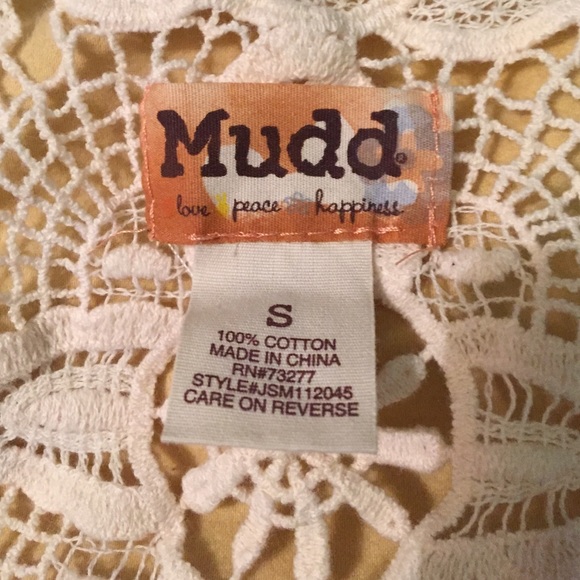 Vest - Picture 3 of 3