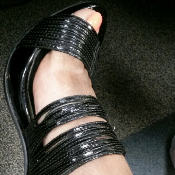 Chinese Laundry Strappy Heels - Picture 3 of 4