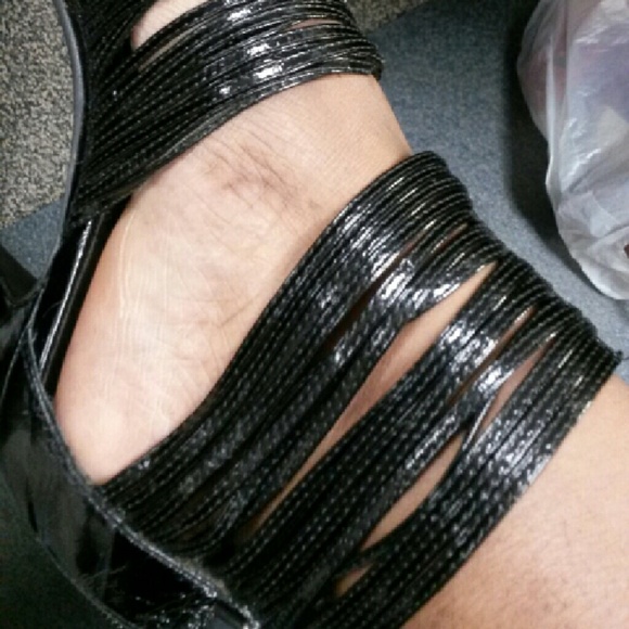 Chinese Laundry Strappy Heels - Picture 4 of 4