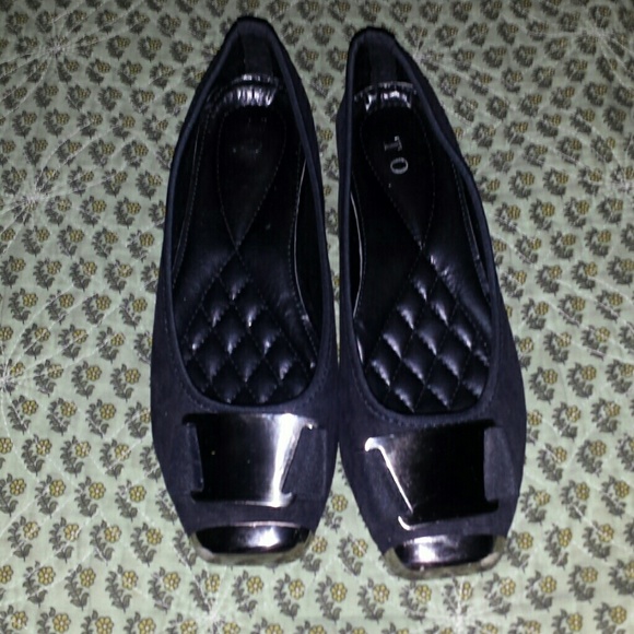 Blue dress shoe