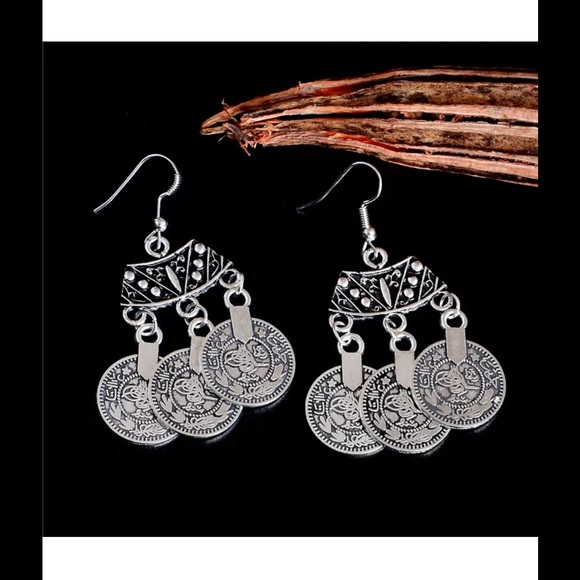 Jewelry - 💥BOHO GYPSY EARRINGS 💥