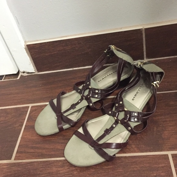 Sandal with small wedge