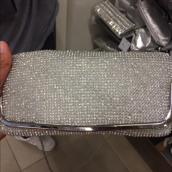 Clutch - Picture 1 of 1