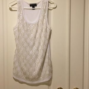 Beautiful sleeveless summer top.