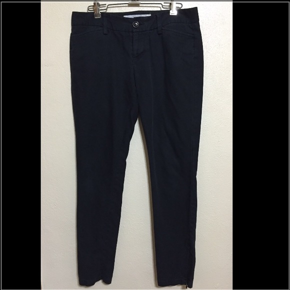 Black skinny pants