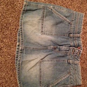 Hydraulic jean skirt