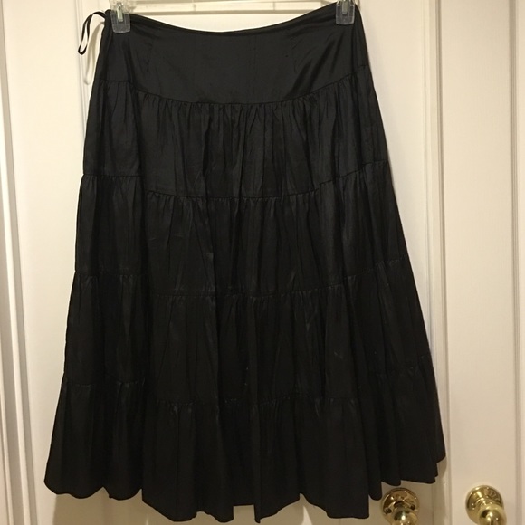 Beautiful black skirt.