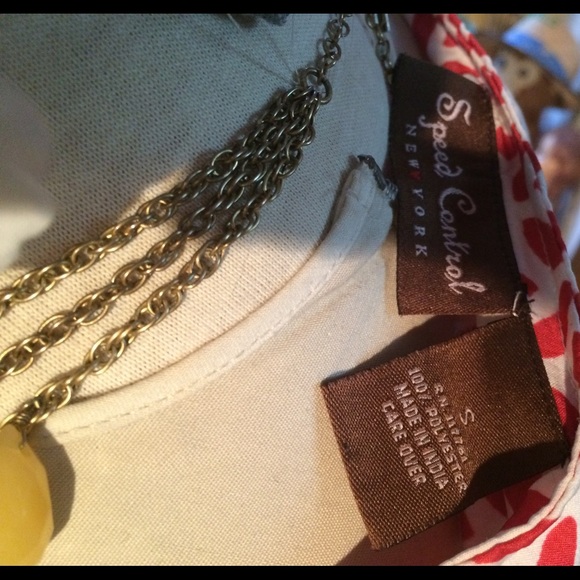 ‼️SALE‼️Coral Print Dress DONATED @5PM EST - Picture 3 of 4