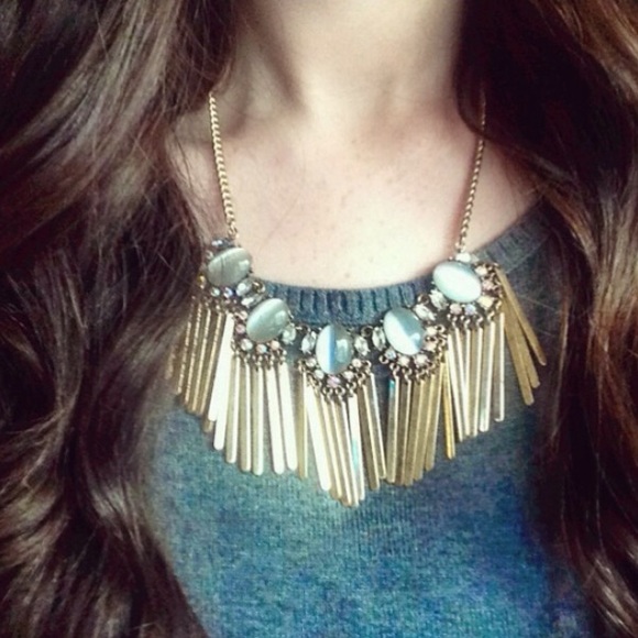 Bohemian Fringe Necklace - Picture 3 of 3