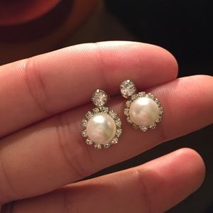 pearl & diamond earrings!!