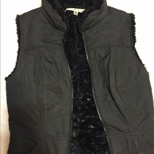 Cabi zip up vest