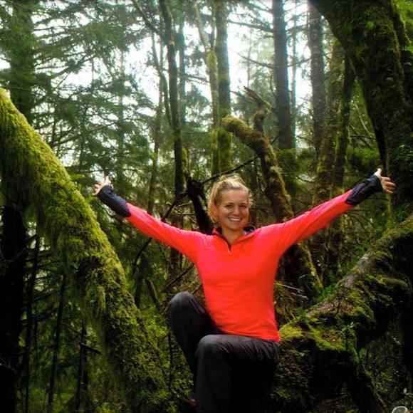 Meet your Posher, Lauren