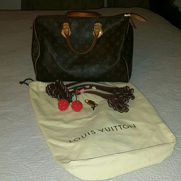 Authentic Louis Vuitton Speedy 35
