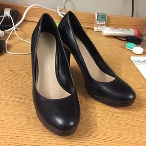 Leather black pumps Franco Sarto