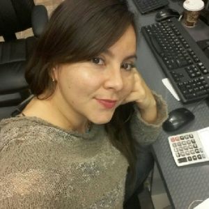 Meet your Posher, Gina