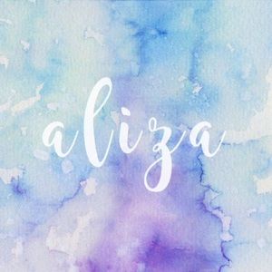 Meet your Posher, Aliza