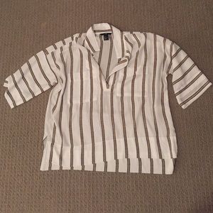 Striped blouse with half-length sleeves