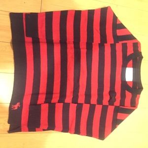 Long sleeve, cotton Abercrombie and Fitch sweater.