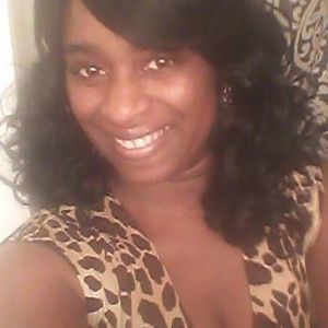 Meet your Posher, Iris