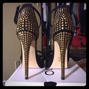 ALDO Womens Black/ Gold High Heels
