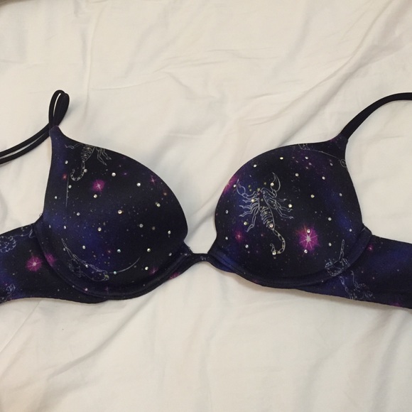Victoria's Secret Other - Victorias secret very sexy push up bra