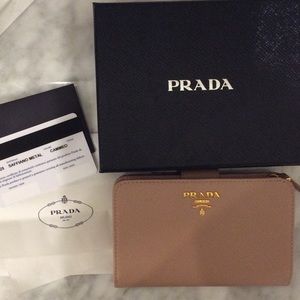 Saffiano metal pink nude Prada wallet