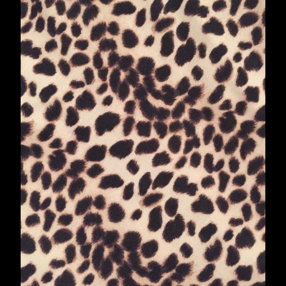 CHEETAH PEPLUM TOP - Picture 3 of 4