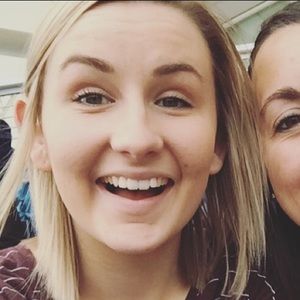 Meet your Posher, Deanna