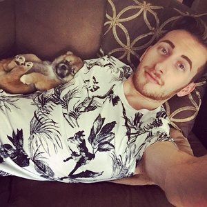 Meet your Posher, Johnny