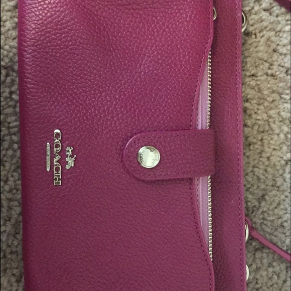 Coach over the shoulder purse - Picture 2 of 4